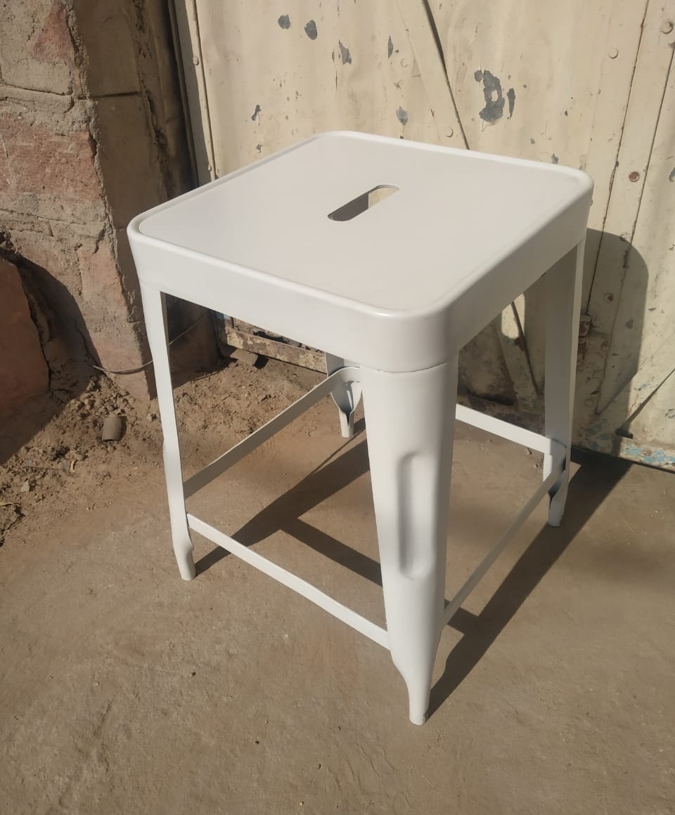 Stainless Steel Bar Stool - Antique Design, Durable And Foldable | Ideal For Indoor Use At Bars And High Tables