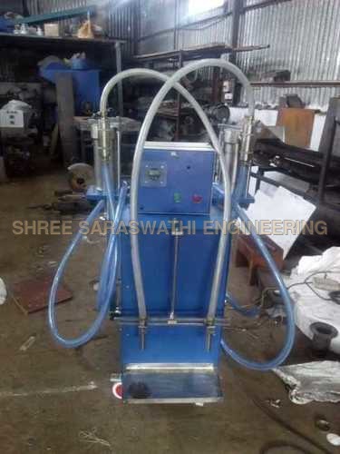 स्वचालित तरल भरने की मशीन
