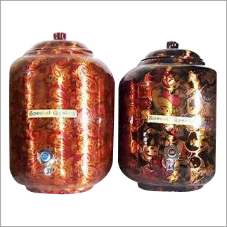 तांबे के रंग का टंकी