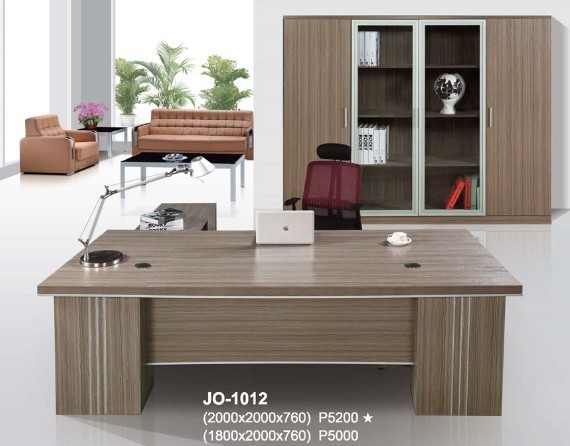 Wooden Office Table