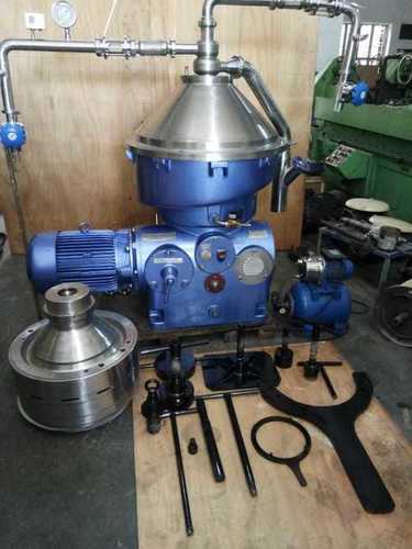 सेल्फ क्लीनिंग सेंट्रीफ्यूगल सेपरेटर