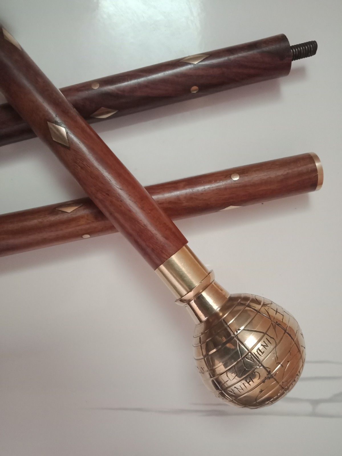 Designer-globe-shape-brass-polish-plated-handle-wooden-3-fold-walking-stick