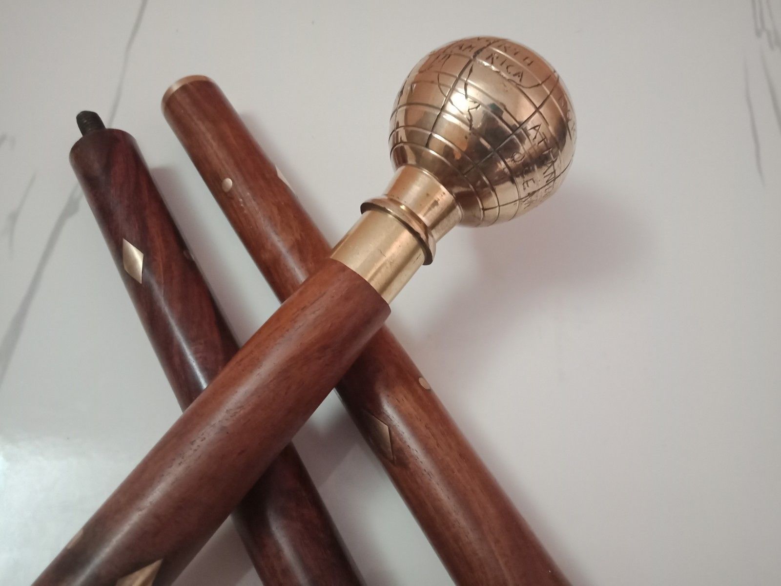 Designer-globe-shape-brass-polish-plated-handle-wooden-3-fold-walking-stick