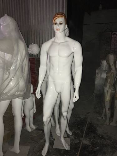 फाइबर मेल फंकी मानेक्विन