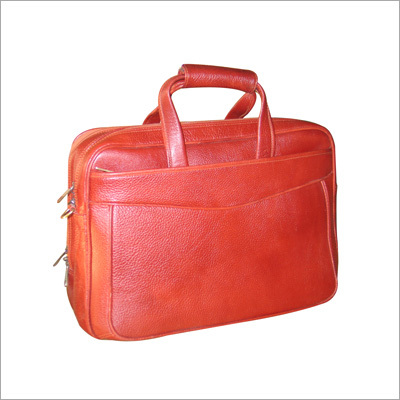 लेदर बैग