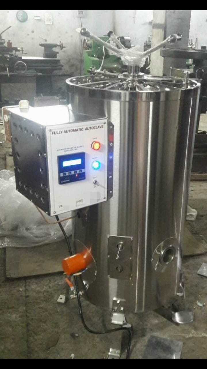 Autoclave . Chamber Size: 550 X 750mm