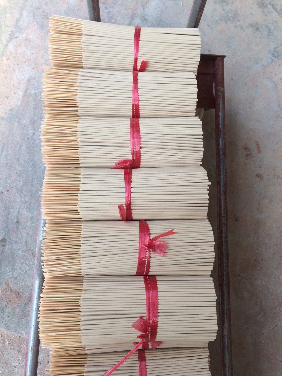 Raw Agarbatti White Incense Burning Time: 1 Hours