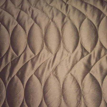 रजाई बना हुआ दोहर कपड़ा