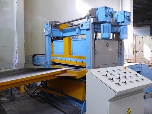 कट टू लेंथ मशीन