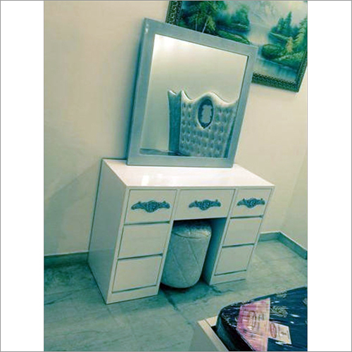 Dressing Tables - Shesham Wood, High-End Mahogany Finish | Elegant Carvings, Spacious Drawers, Easy to Clean