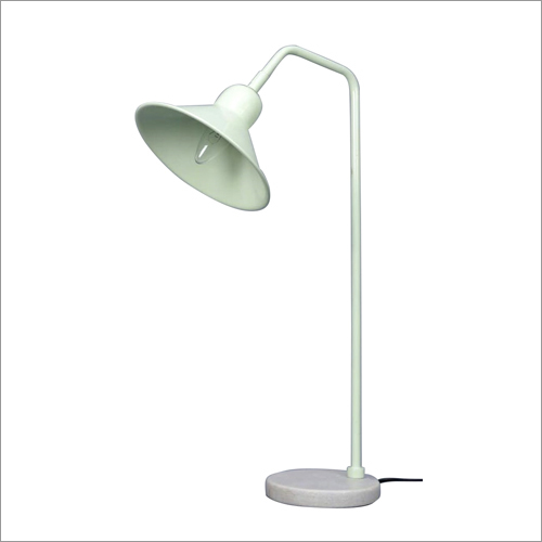 टेबल लैंप