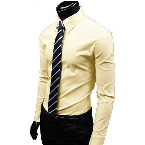 कॉर्पोरेट पुरुषों की वर्दी