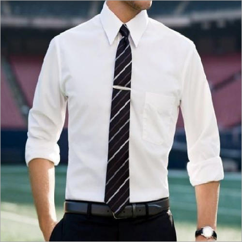 आधिकारिक कॉर्पोरेट वर्दी