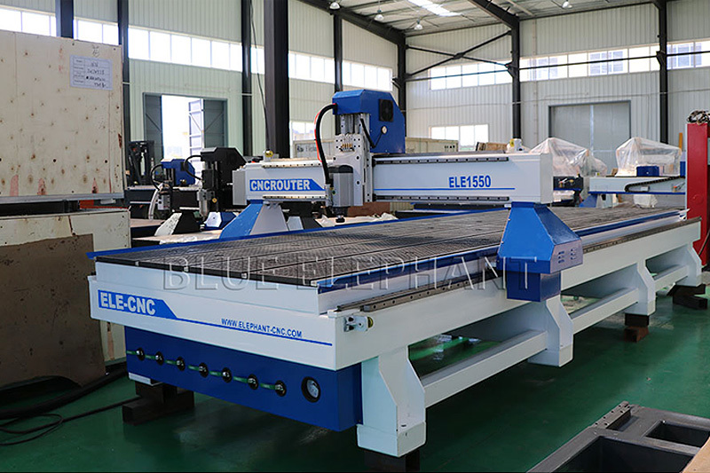 Vacuum Cleaning System 3 Axis 1550 Woodworking Cnc Router Machine Heavy Duty Multi Purpose Wood Router For Mdf Cutting