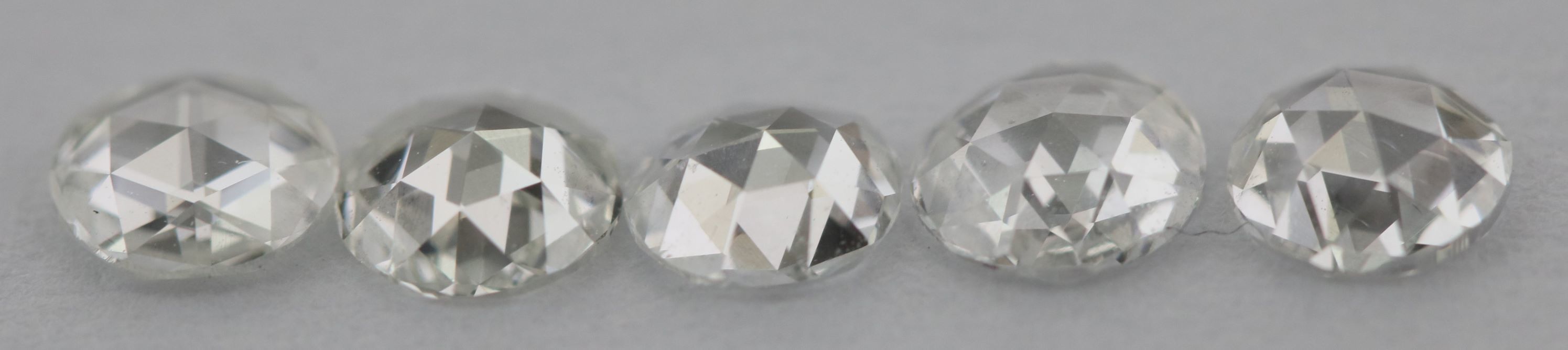Rose Cut Diamond Diamond Carat: 2.12 Carat