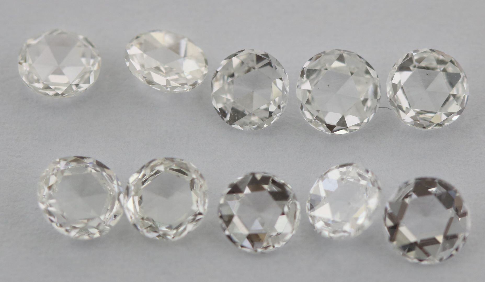 Rose Cut Diamond Diamond Carat: 2.12 Carat