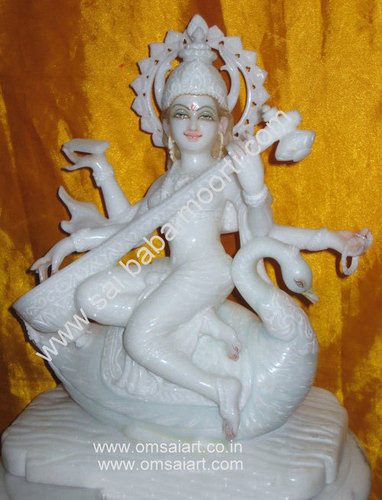 सरस्वती संगमरमर की मूर्ति