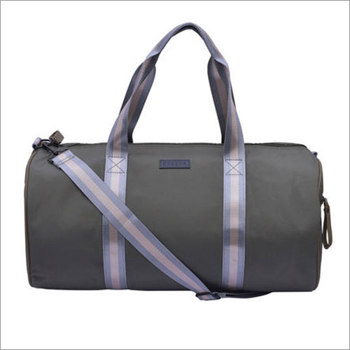 Grey Solid Pattern Green Gym Bag