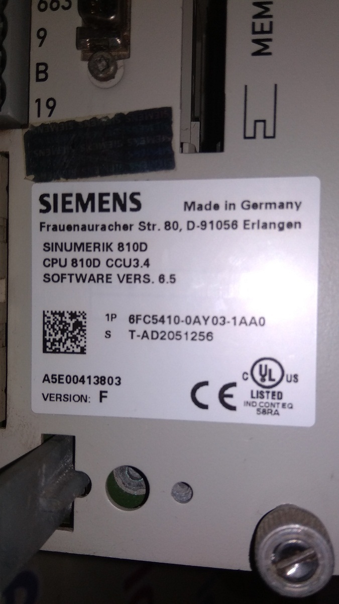 Siemens Sinumerik 840/de - Panel Mount, Up To 31 Axes, Lcd Graphical Display | Multi-axis Cnc Control, Ethernet, Profibus, Programmable Software