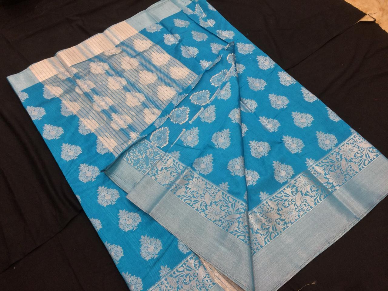 Linen Sa - Art Silk Fabric, Printed Design | Green Color With Elegant Touch For Sophisticated Home Decor