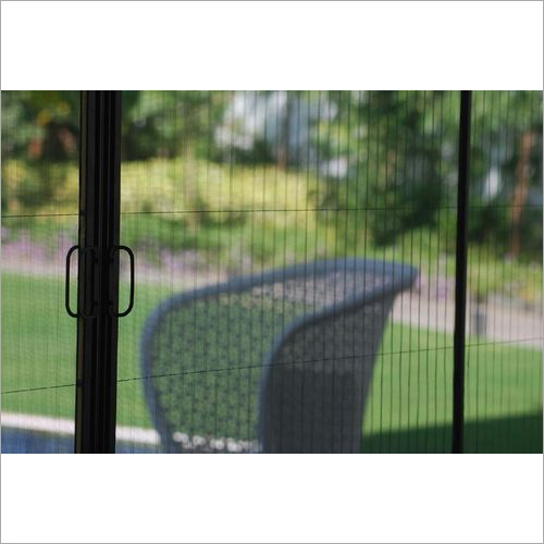 तिरछा मच्छर जाल