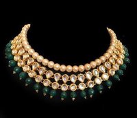 कृत्रिम मोती ज्वेलरी