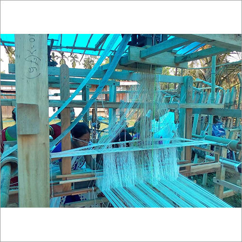 Fly Shuttle Frame Loom With Jacquard Capacity: As Per Order Kg/Hr
