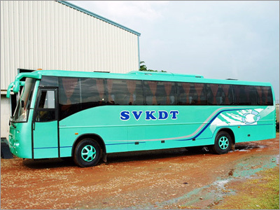 A C लग्जरी बस