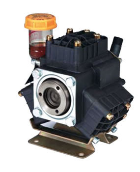 Three Piston Semi-Hydraulic Diaphragm Pump - Metal and Plastic, 220V Voltage, 1100W Power, 22 Dust Capacity, Warranty Included