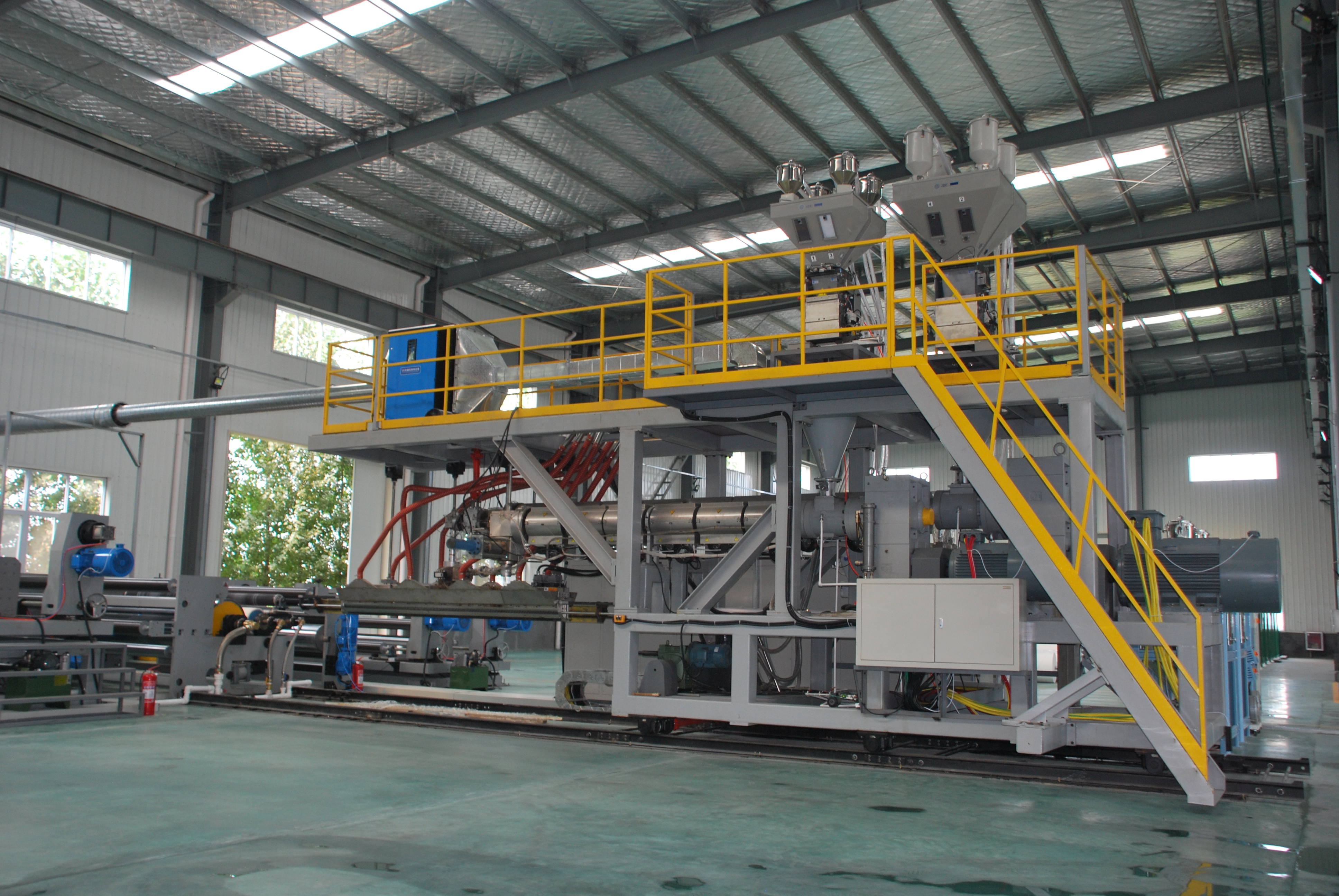 Automatic Wide Width Extrusion Lamination Machine