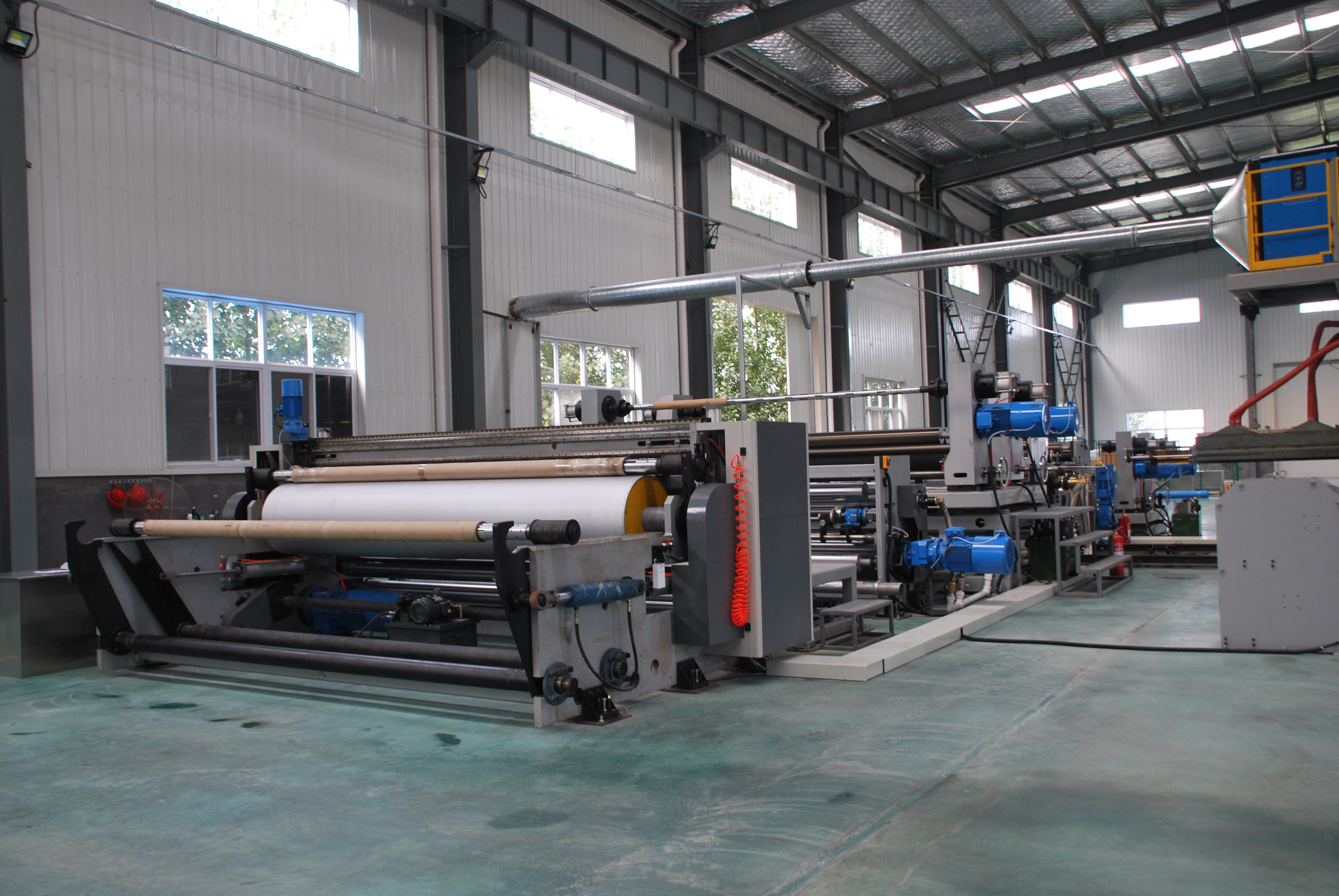 Extrusion Lamination Machine - Pp Material, 35x15x6 Cm, White Color | Plc Control, Automatic Grade, High Efficiency, User-friendly Touch Screen, Low Noise, Eco Friendly, 500,000 Capacity