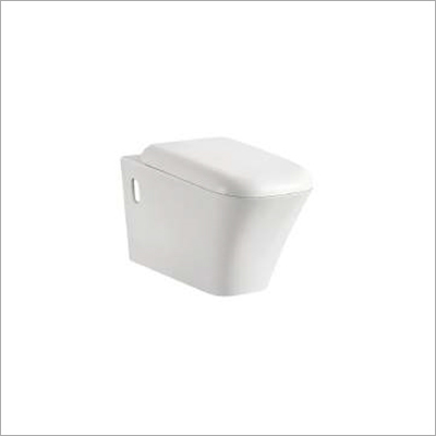 दीवार पर लटका हुआ शौचालय