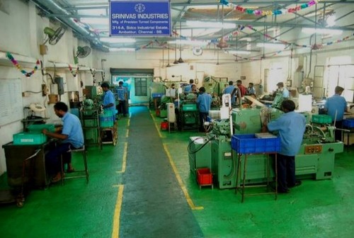 मशीन शॉप फ्लोर