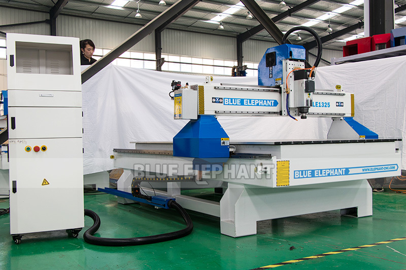 3 Axis Cnc Router - Metal, 1300x2500x200mm | High Precision, Automatic Oil Mist Cooling, Weihong Control System, Powerful Italy Hsd Spindle