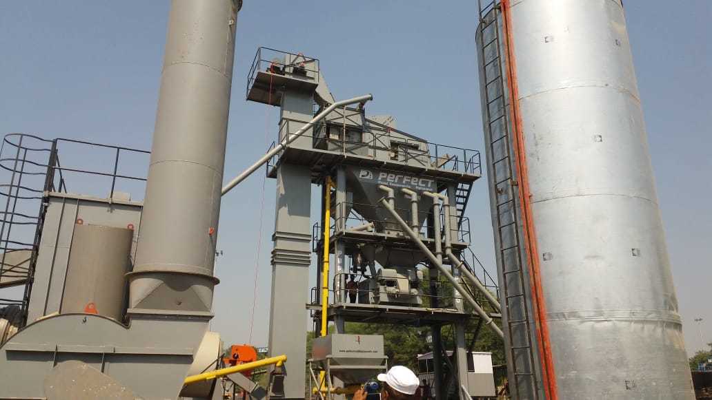 Batch Mix Plant - Mild Steel, Automatic Grade With Plc Control | Computerized Operation, 1 Year Warranty, Mobile Or Stationary Options