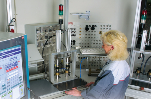 Gas Handling & Purification System - Stainless Steel, 30 x 22.5 x 7 Meter, Ensuring Quality Control and Safety Compliance