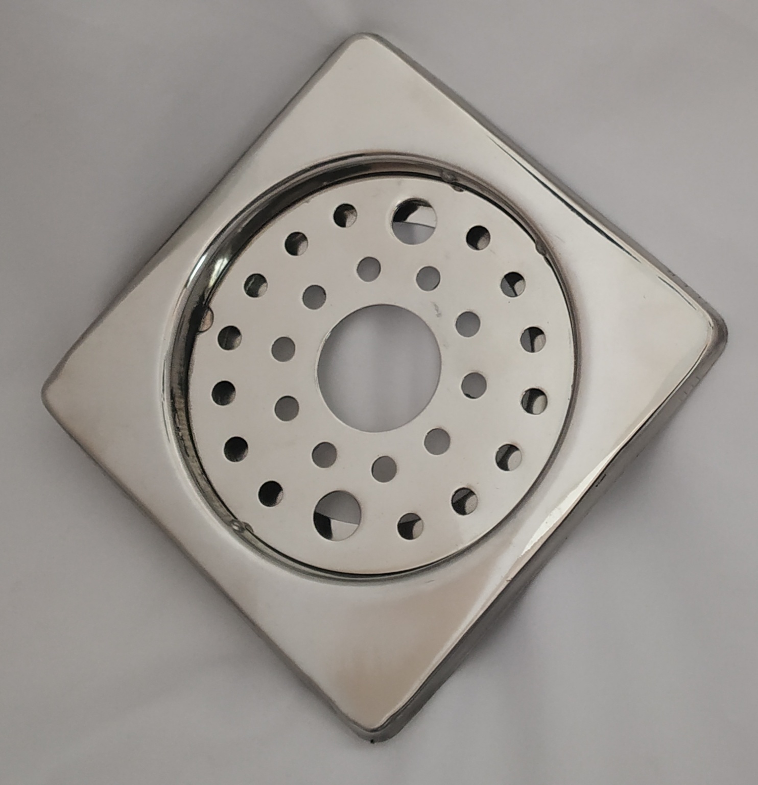 Stainless Steel Square Locking Floor Drain Cover Size: 5" And 6"