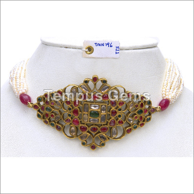 पुराना रूबी कुंदन चोकर