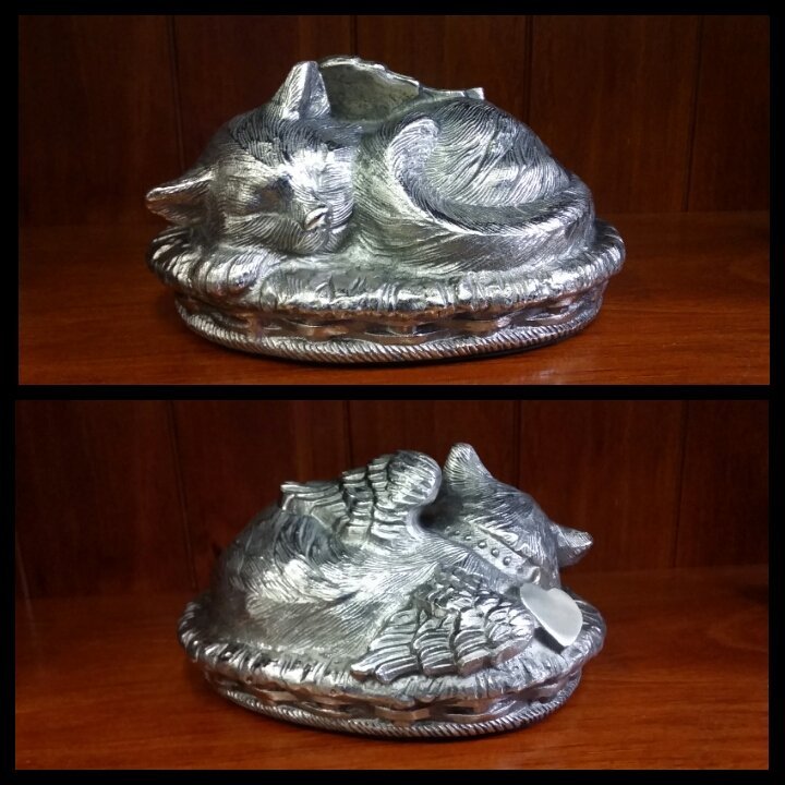 Rabbit Urn