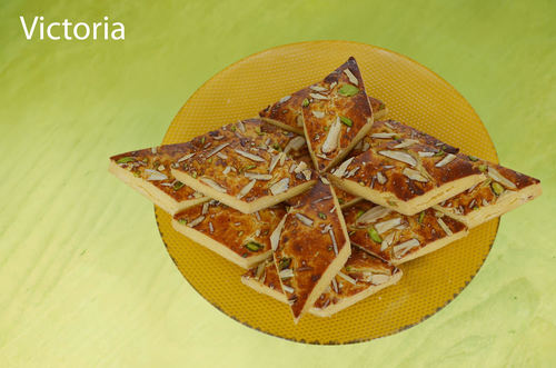 Victoria Nan Khatai