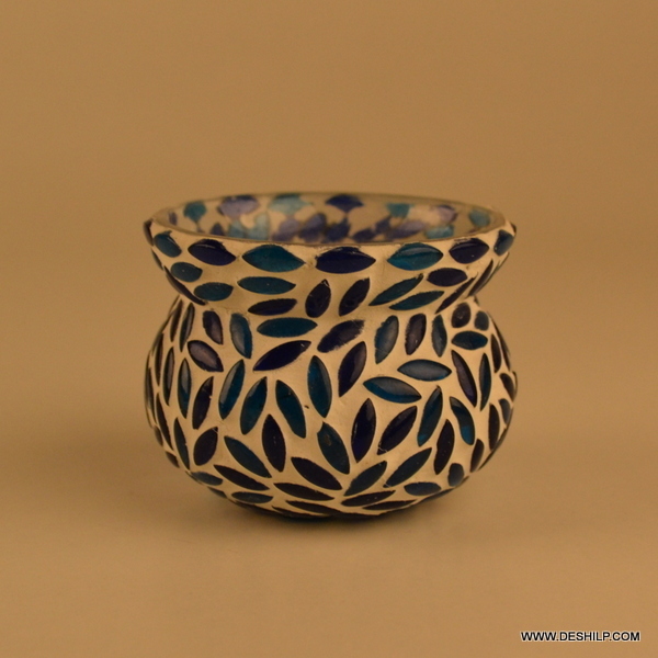 Beautiful Color And Design Glass T Light Holder