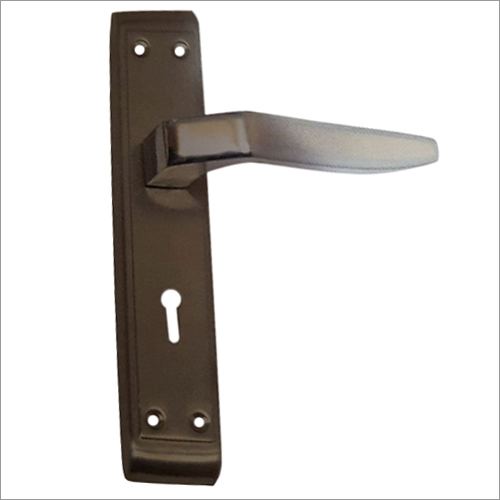 बाथरूम के दरवाज़े के हैंडल ताले