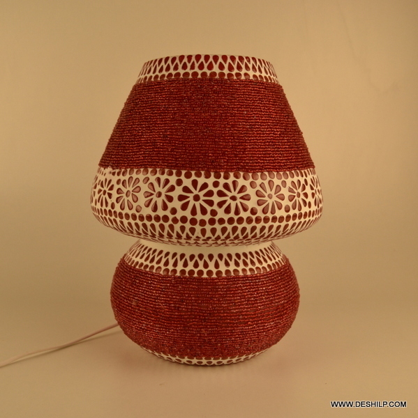 Handcrafted Red Colour Glass Table Lamp Design: Modern Art
