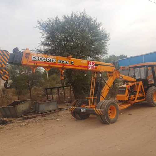 Crane Rental Services - Mobile Crane, 5-20 Tons Capacity, Diesel Fuel, Variable Reach | Reliable Service, Hassle-Free Management, Customer Satisfaction