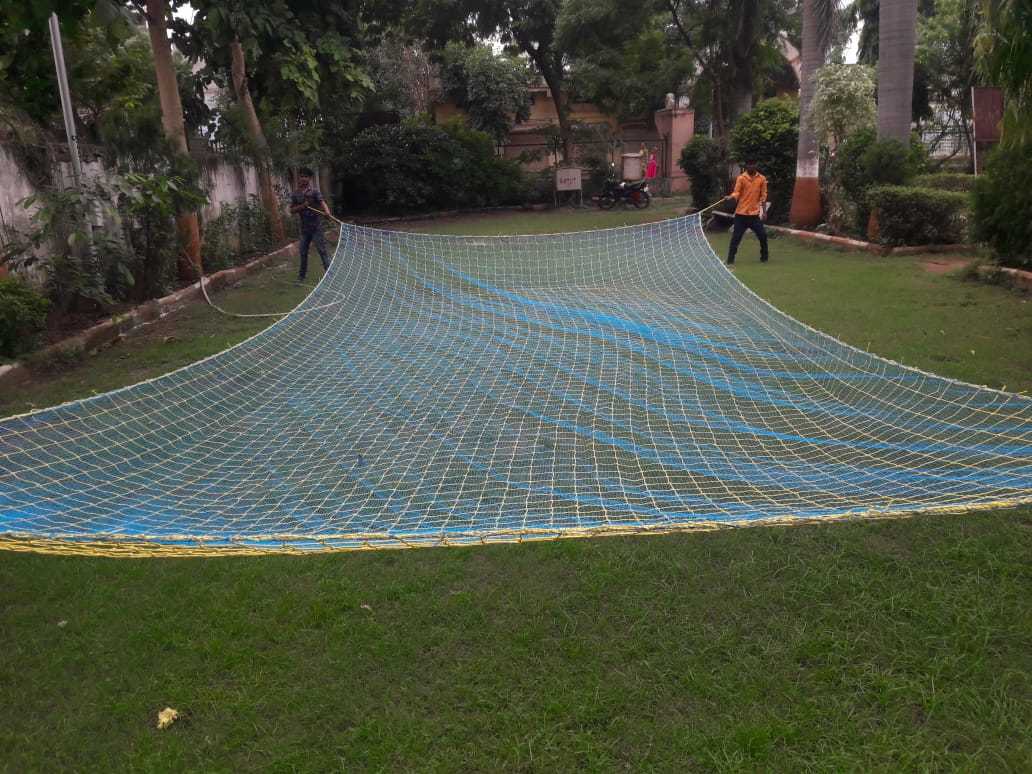 Safety Net - Double Layer 5m X 10m & 3m X 10m Sizes Heavy Duty 4mm/120mm Yellow Mesh And 0.75mm/35mm Blue Mesh Uv Coated With Knotted Square Design