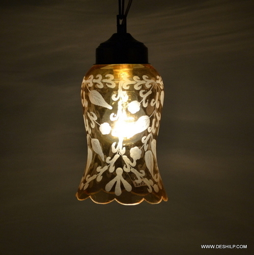 मेटल हैंडक्राफ्टेड कॉनिकल शेप्ड वॉल हैंगिंग डिज़ाइन: मॉडर्न आर्ट