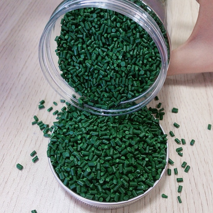 Green Masterbatch - Lldpe Granules | High Quality Color Masterbatch For Blow Molding, Extrusion, Fiber, And Film Applications, Excellent Dispersion And Stability Performance