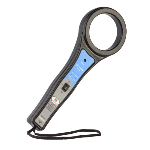 Digital Hand Held Metal Detector Application: Defence Services