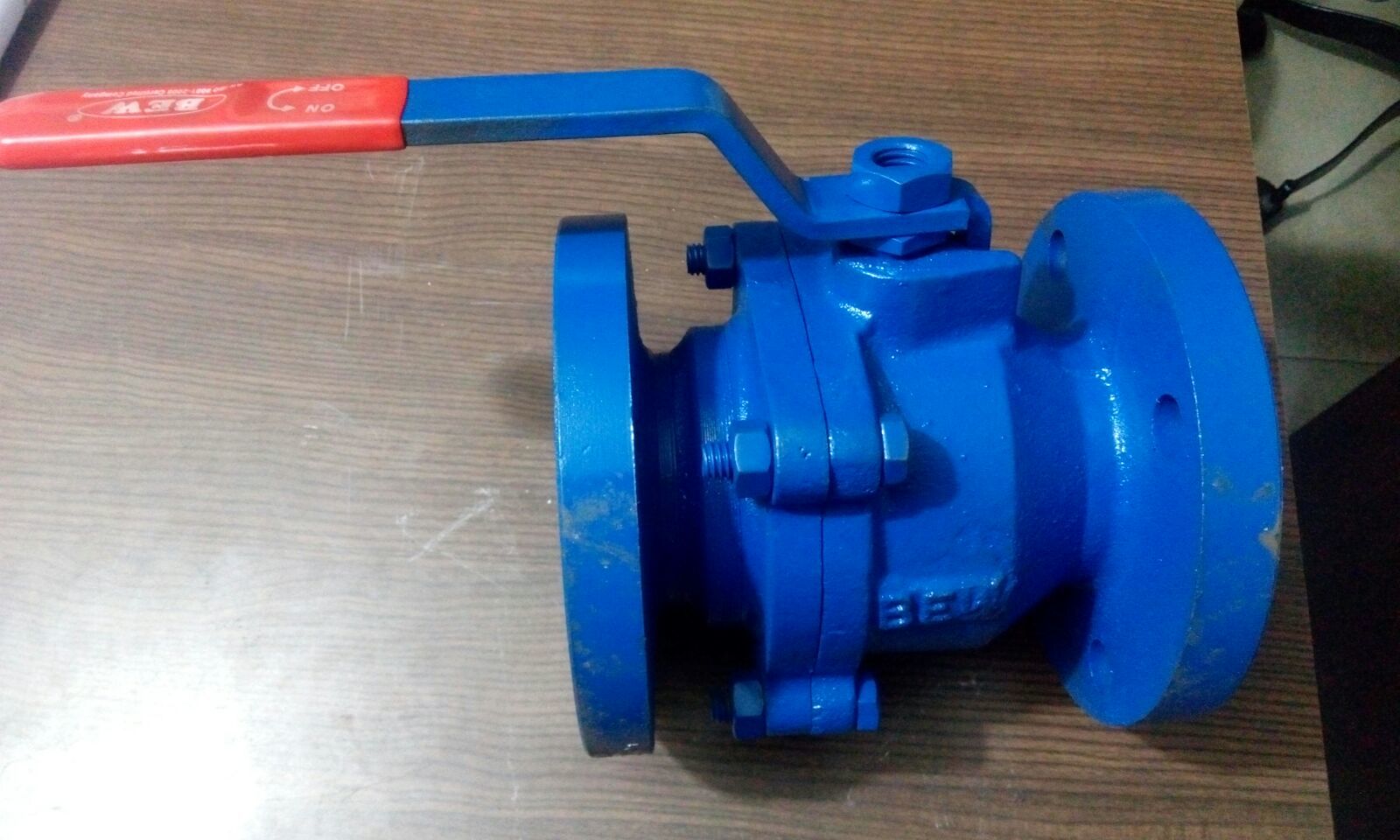 Two Piece Ball Valve - Durable Brass Material, 1/2 Inch Size | High Flow Rate, Corrosion Resistant, Bidirectional Design