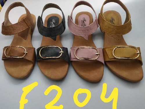 Flat sandal